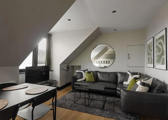 Broomhill Loft